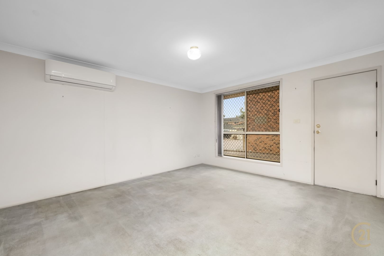 1/130 Glenfield Road, Casula NSW 2170, Image 1