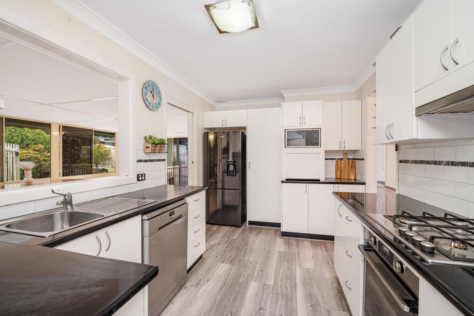 9 Jamboree Close, Fennell Bay NSW 2283, Image 2