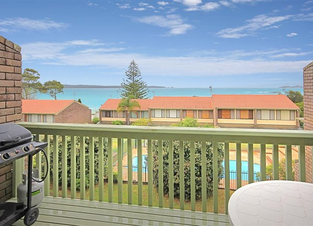 15/1 Calton Road, Batehaven NSW 2536