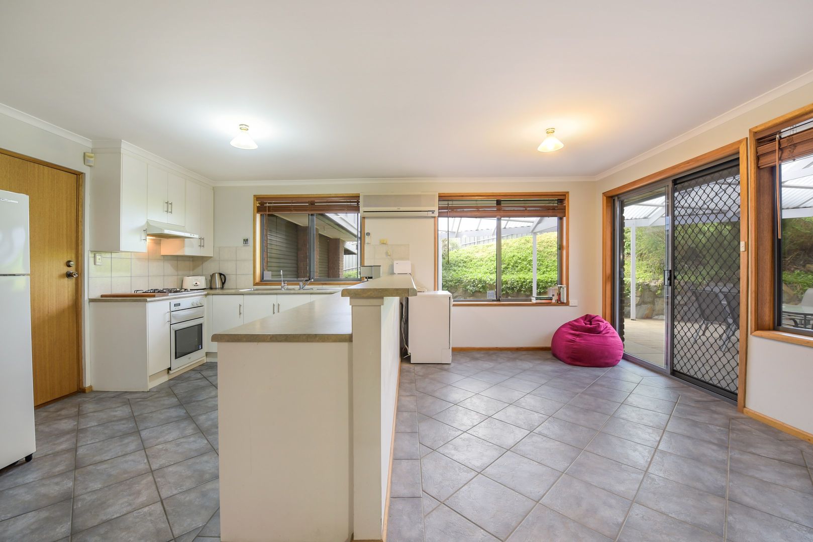 3 River Glen Place, Flagstaff Hill SA 5159, Image 2