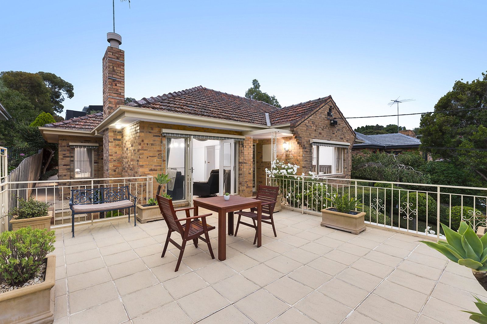 11 Cleve Grove, Heidelberg VIC 3084, Image 2