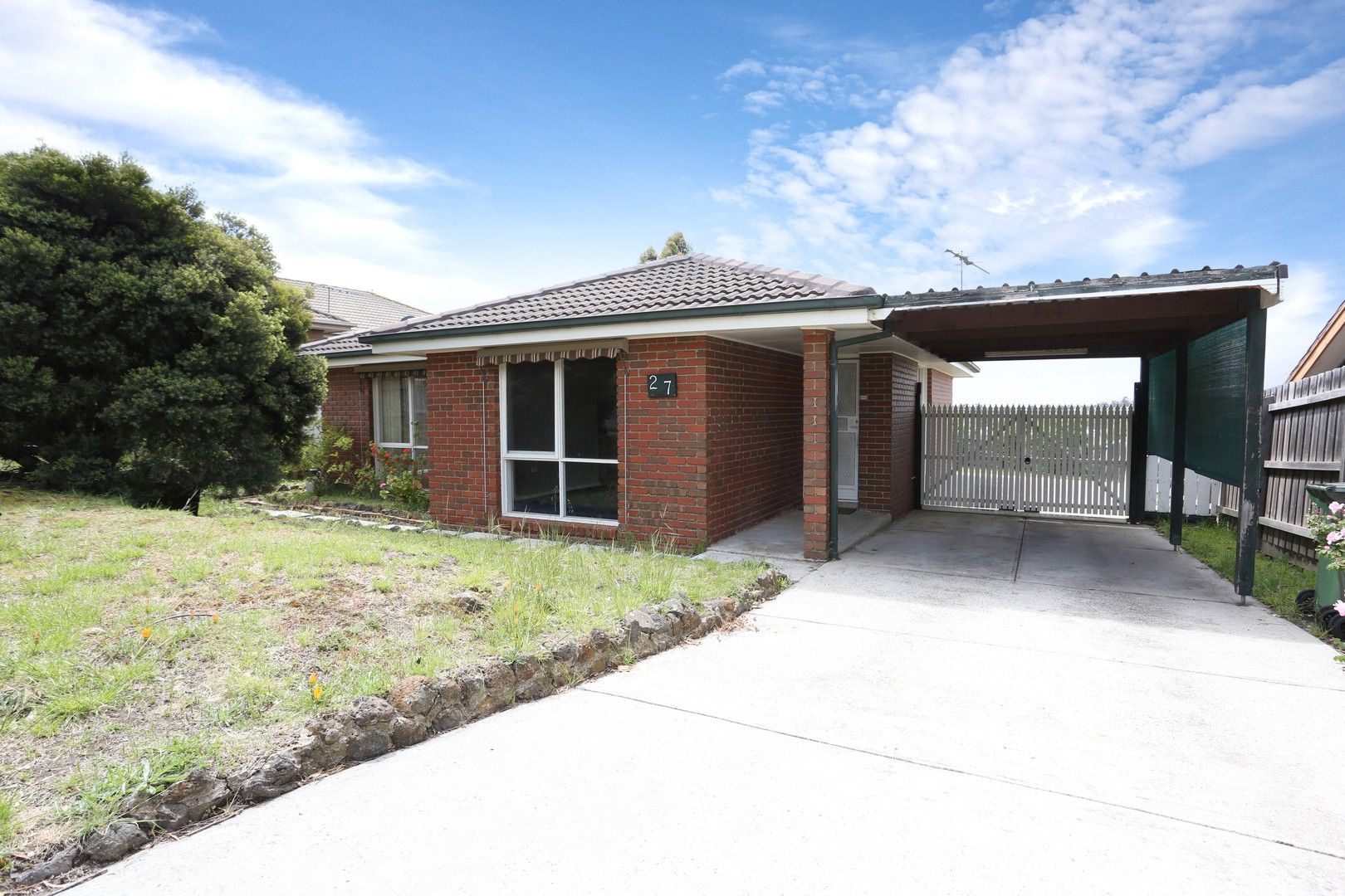 3 bedrooms House in 27 Kingsley Drive SUNBURY VIC, 3429