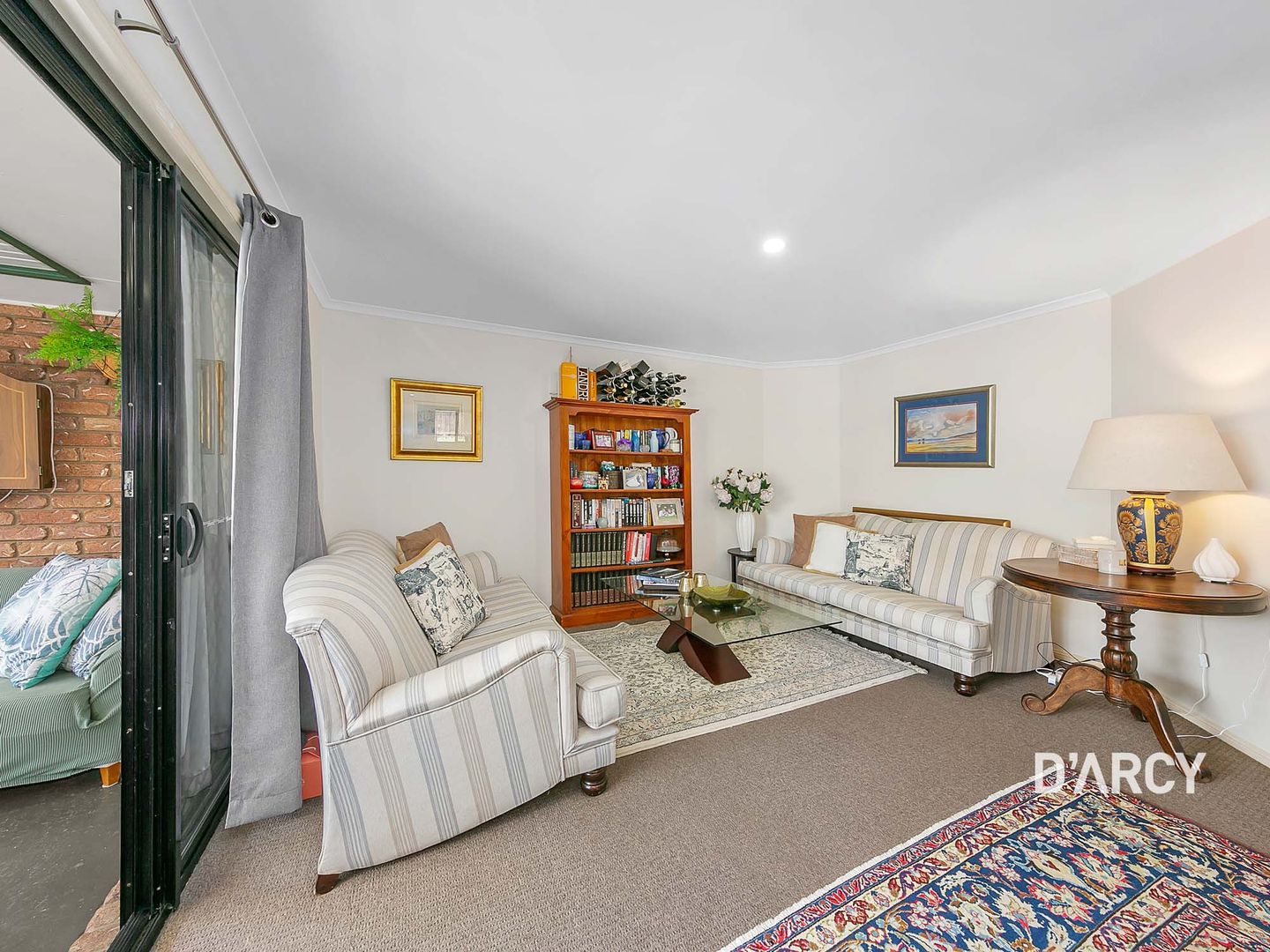 8 Wyellan Place, Upper Kedron QLD 4055, Image 1