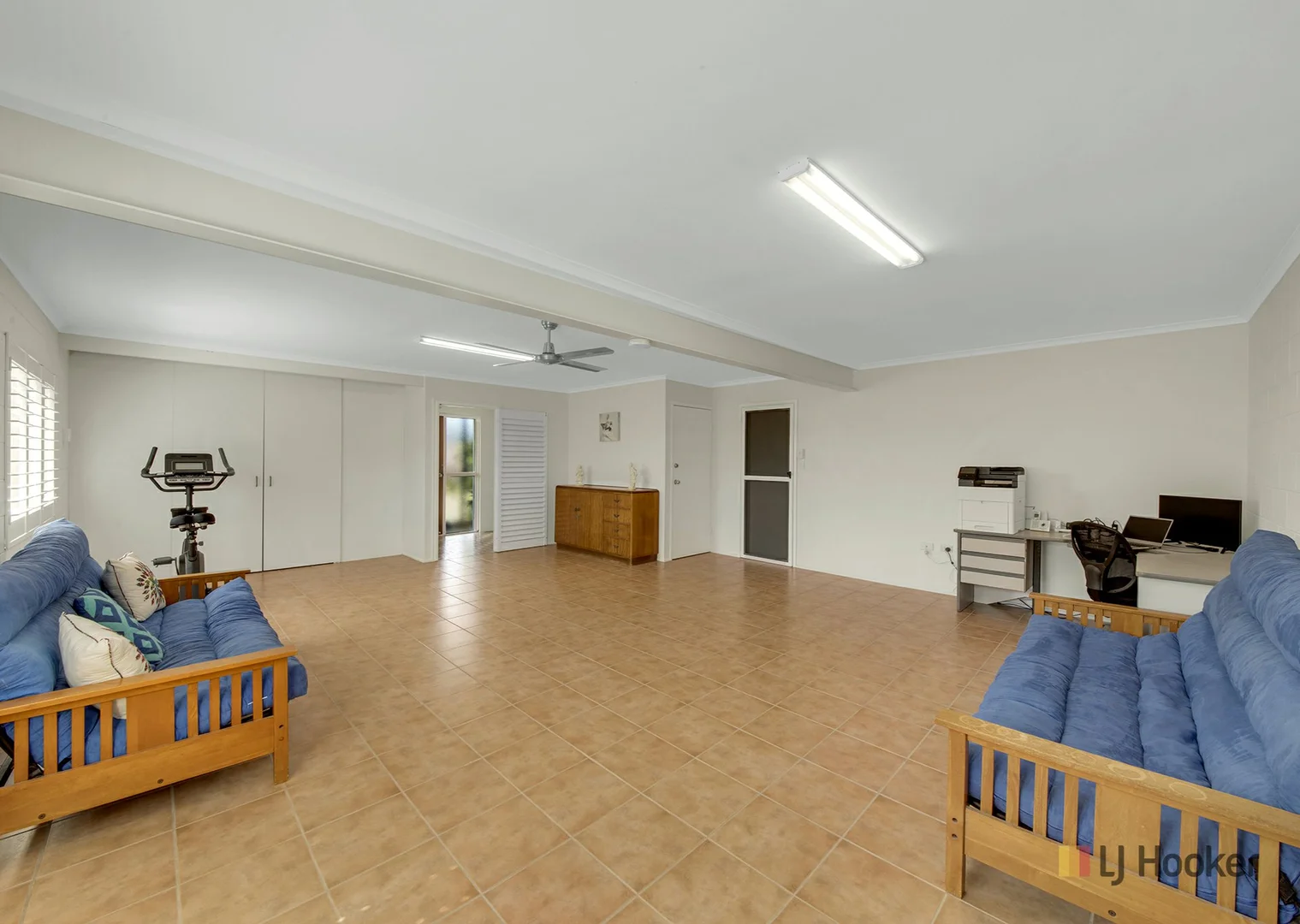 Image 12