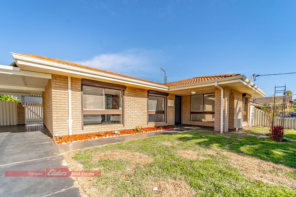 3 bedrooms House in 122 Simpson Road ROCKINGHAM WA, 6168