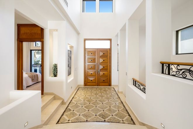 219-221 Hedges Avenue Mermaid Beach 4218 - Image 4