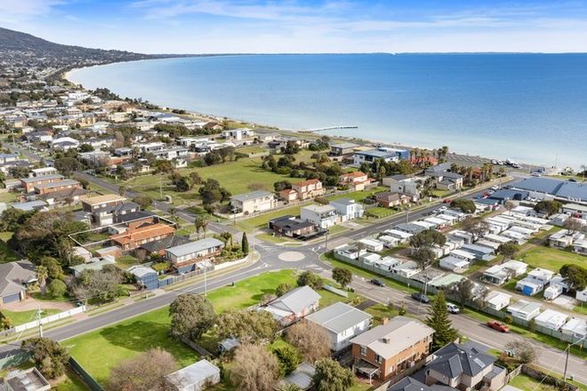 Picture of 212 Dromana Parade, SAFETY BEACH VIC 3936