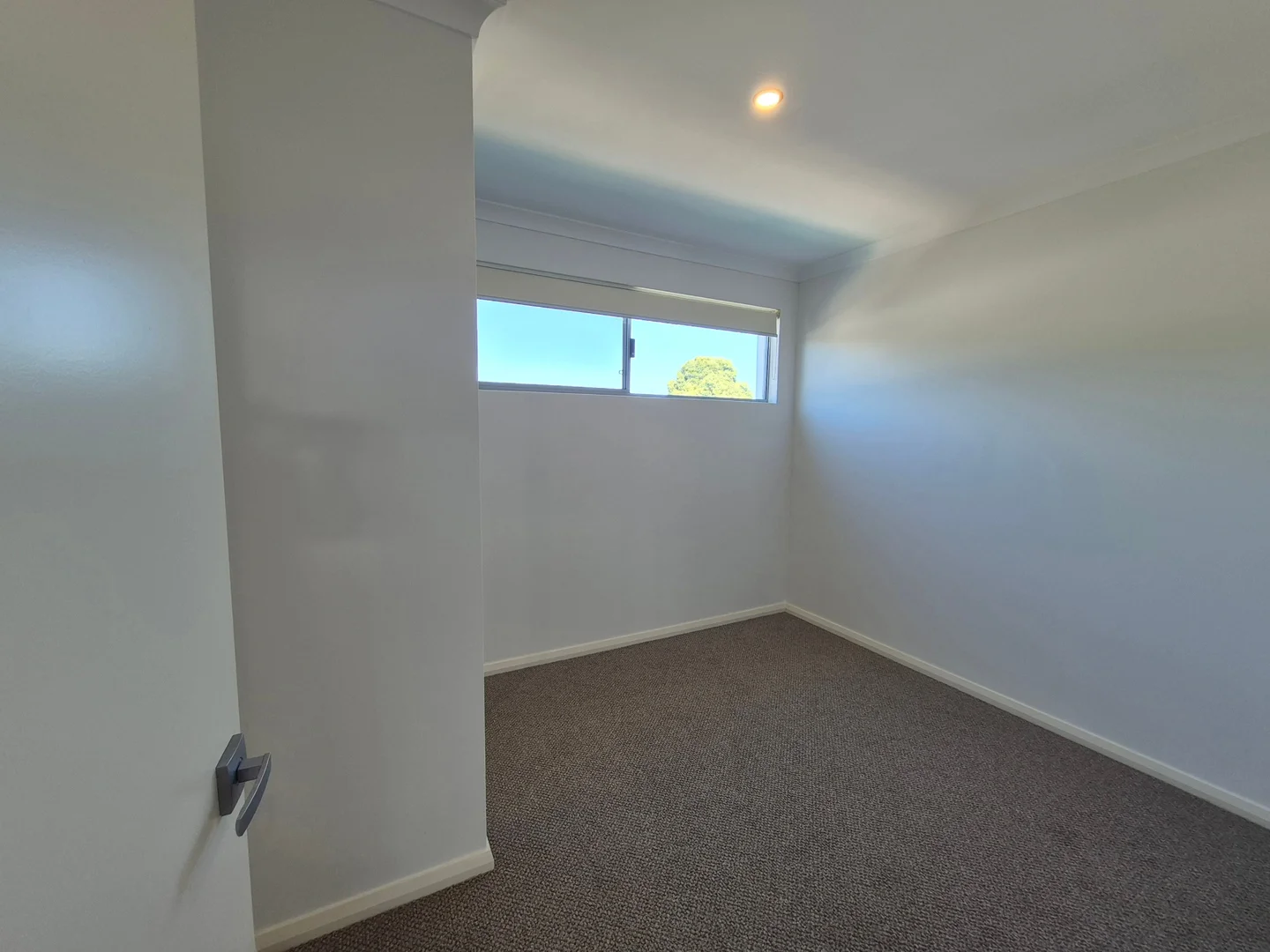 Additional image 13 of unit 5/360 Hardey Road, Cloverdale WA 6105