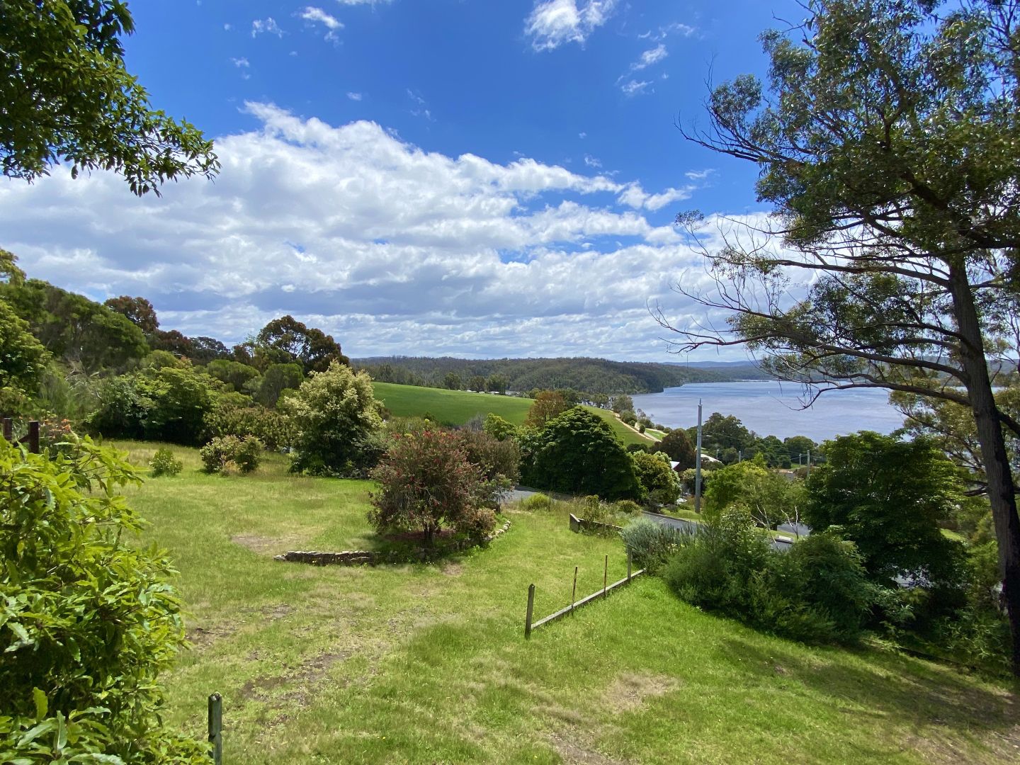 42 Karbeethong Avenue, Mallacoota VIC 3892, Image 2