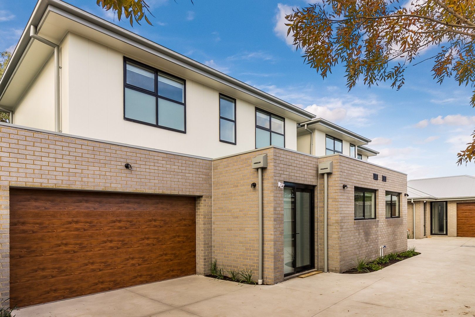 3 bedrooms Townhouse in 2/42 Woodbine Grove CHELSEA VIC, 3196