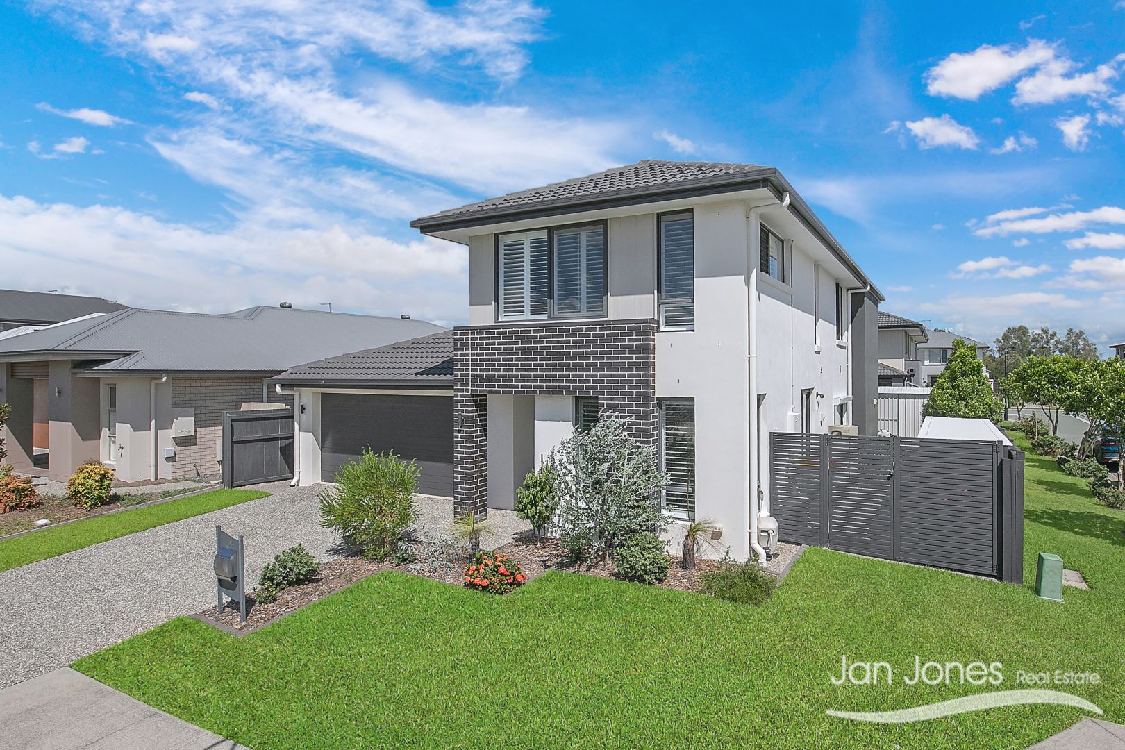 193 Spinnaker Boulevard, Newport QLD 4020, Image 1