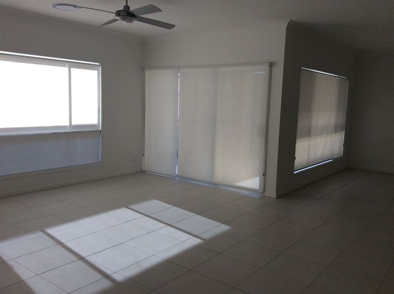 5 Lomond Street, South Ripley QLD 4306 House For Rent 600 Domain