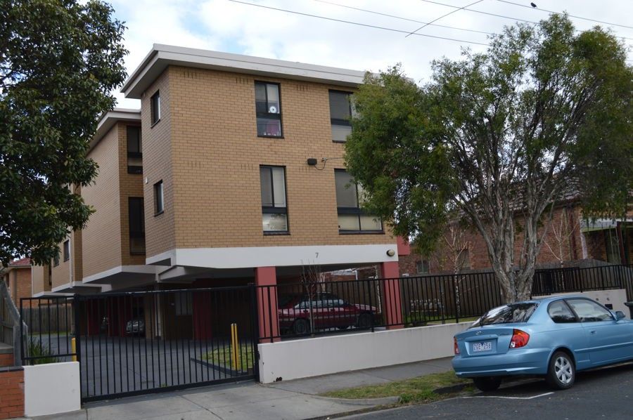 2 bedrooms Apartment / Unit / Flat in 3/7 Jessie Street COBURG VIC, 3058