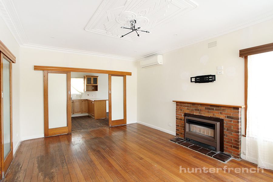 76 Elizabeth Street, Newport VIC 3015, Image 2