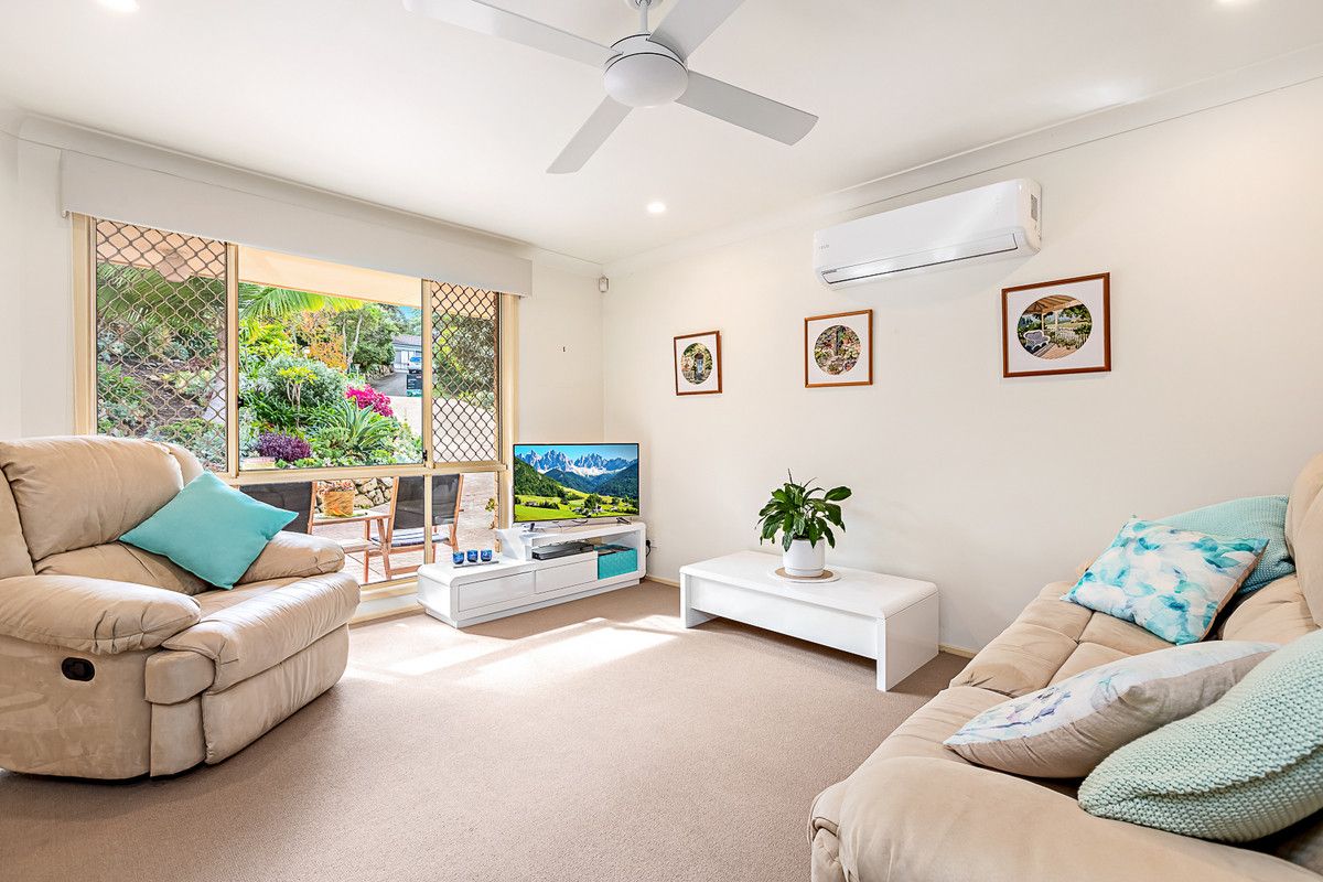 4 Lee Ann Crescent, Belmont NSW 2280, Image 2