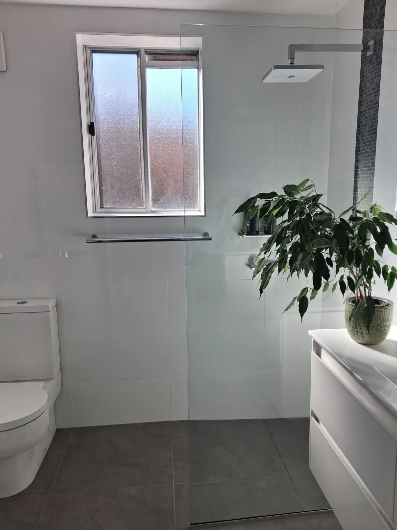 Additional image 6 of Lindisfarne TAS 7015