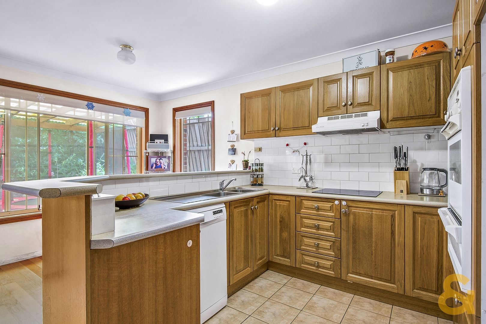 2/23 Highclere Place, Castle Hill NSW 2154, Image 2