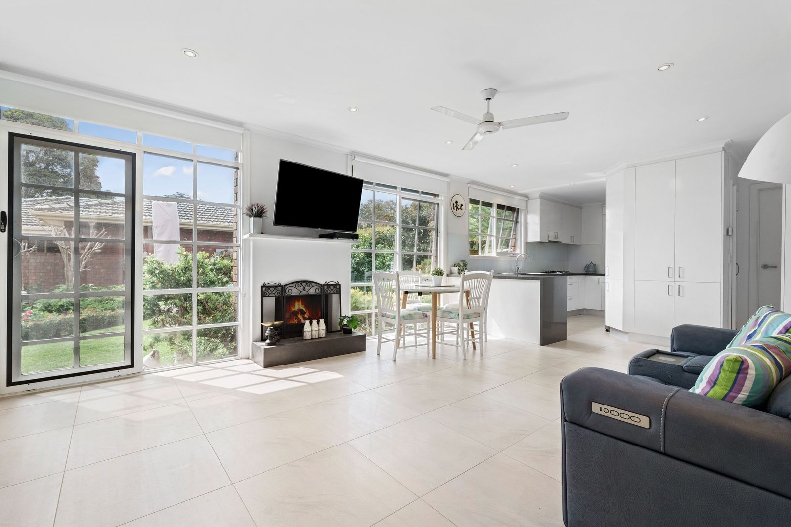 19 First Street, Black Rock VIC 3193, Image 2