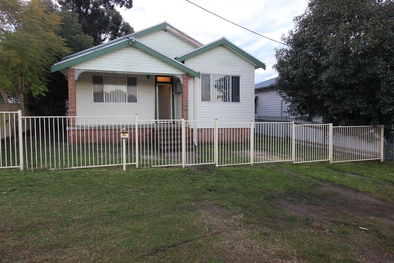 3 bedrooms House in 77 Barton Street KURRI KURRI NSW, 2327