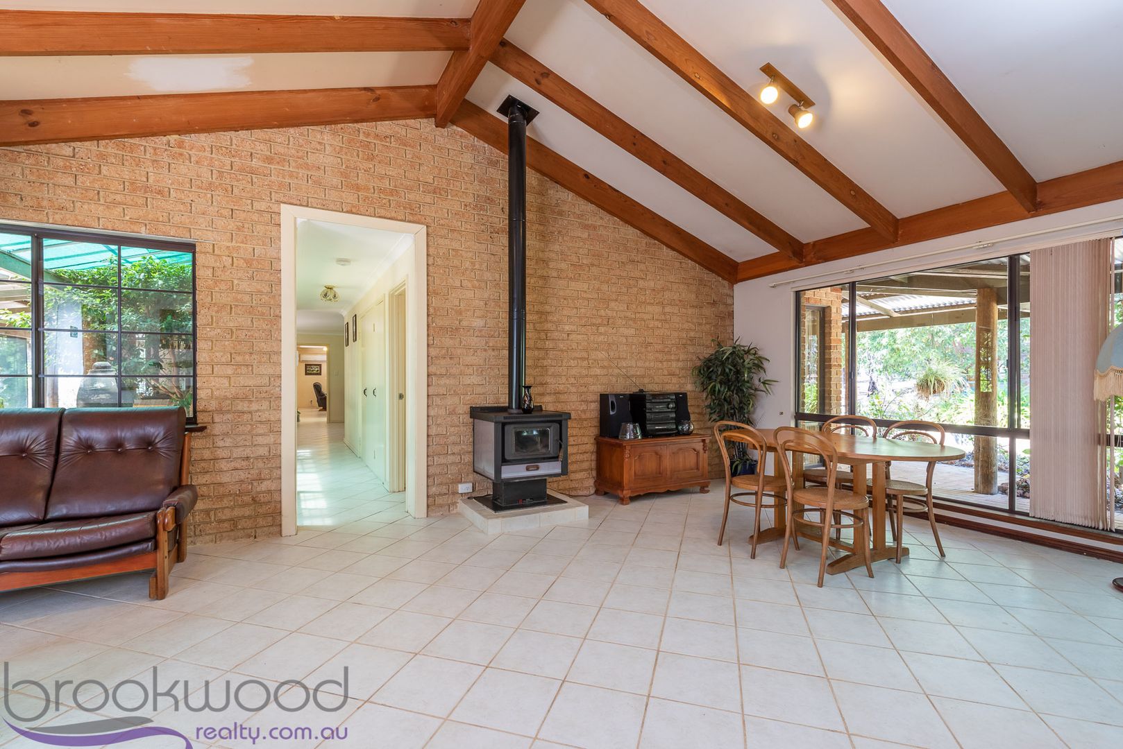 570 Leschenaultia Place, Chidlow WA 6556, Image 2