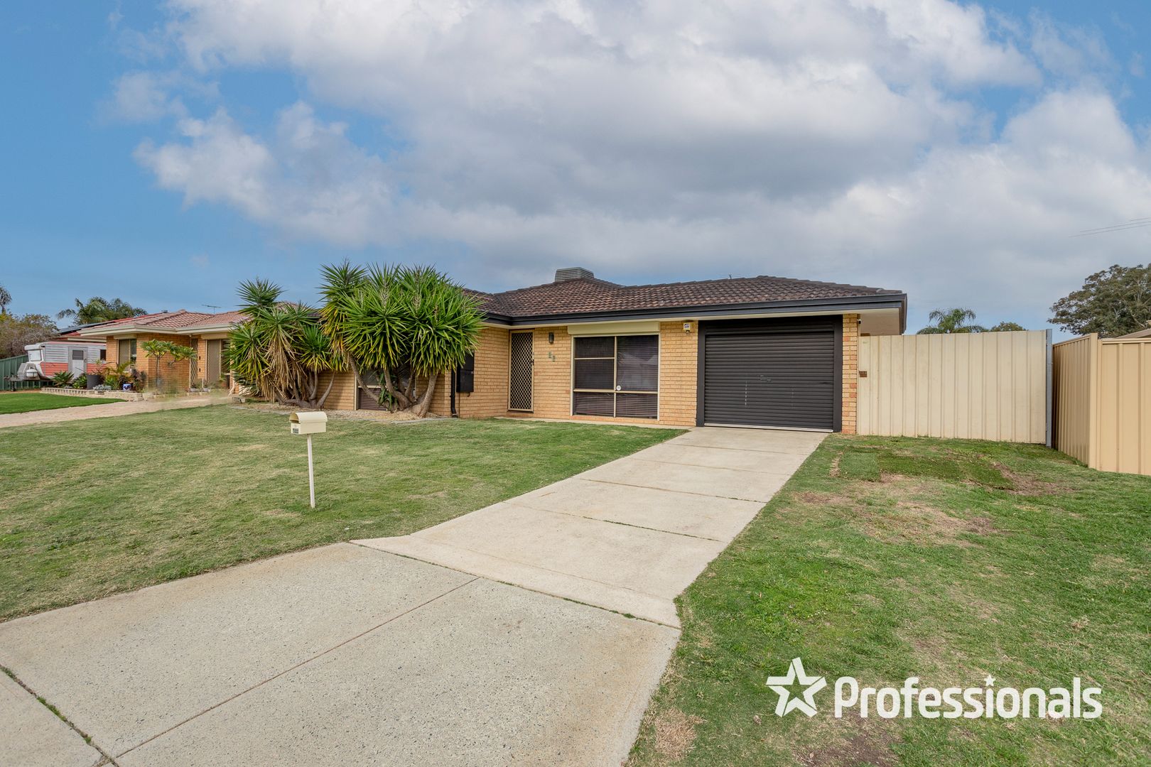 13 Logan Court, Seville Grove WA 6112, Image 1