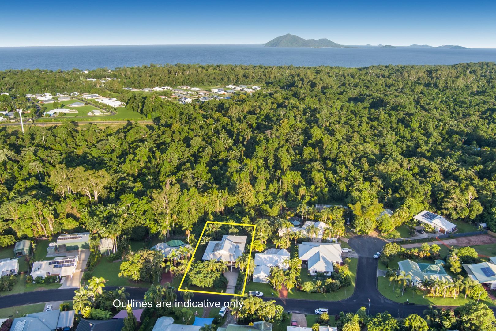 19 Kent Close, Mission Beach QLD 4852, Image 2