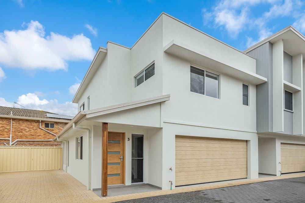 3 bedrooms House in 3/201 Kennedy Drive TWEED HEADS NSW, 2485