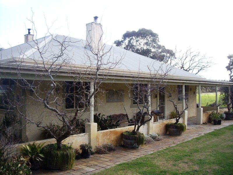 599 Fullertons Road, POOLAIJELO VIC 3312, Image 2