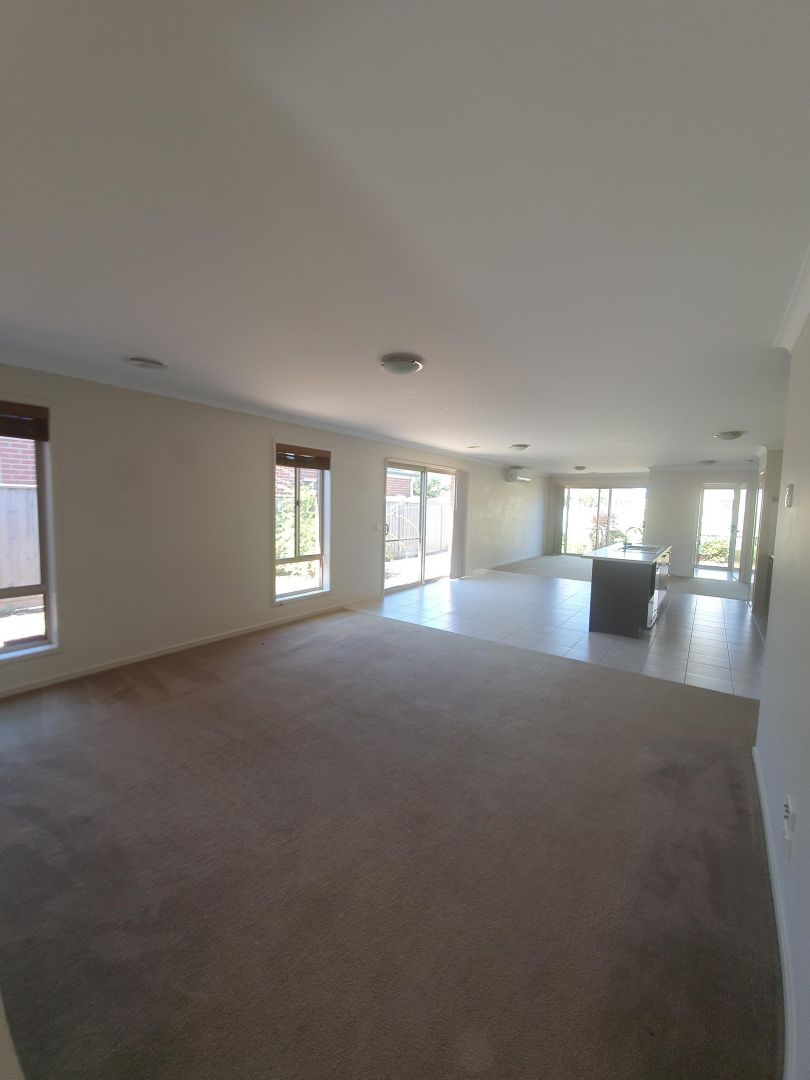 9 Pier Way, Point Cook VIC 3030 - House For Rent | Domain