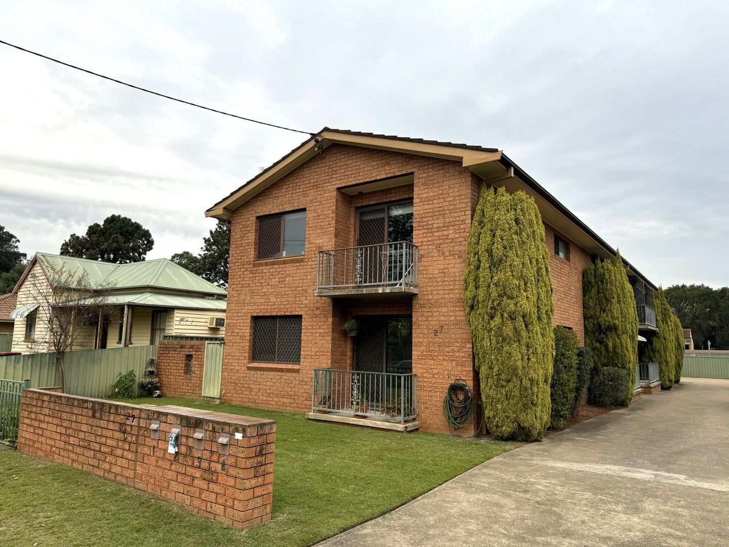 2 bedrooms House in 3/27 Doyle Street SINGLETON NSW, 2330