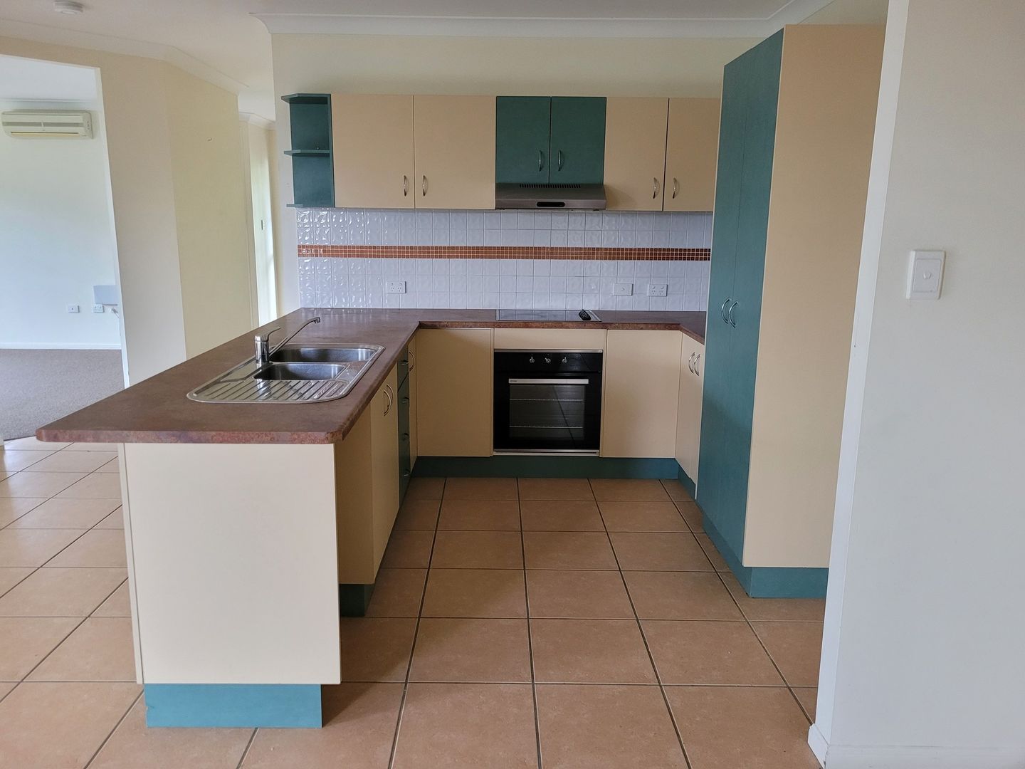 11 Lockyer Place, Mount Louisa QLD 4814 House For Rent Domain