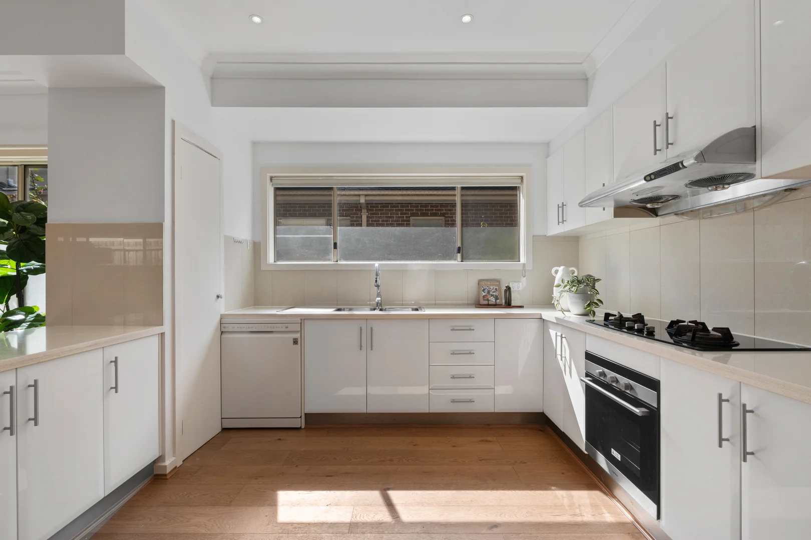 Additional image 7 of 2/4 Downing Street, Blackburn VIC 3130