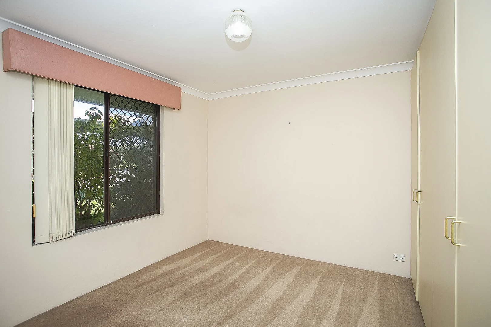 Additional image 7 of 2 Thurles Court, Waterford WA 6152