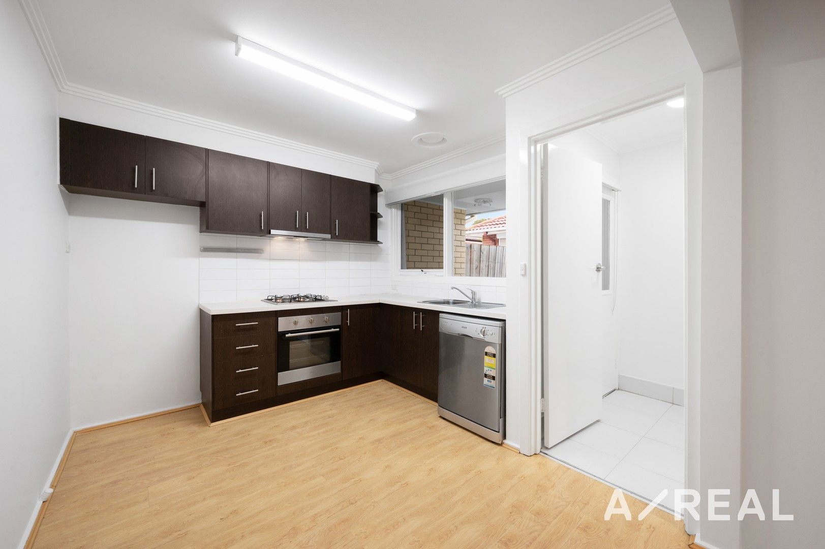 2 bedrooms Apartment / Unit / Flat in 1/4 Burns Avenue CLAYTON SOUTH VIC, 3169