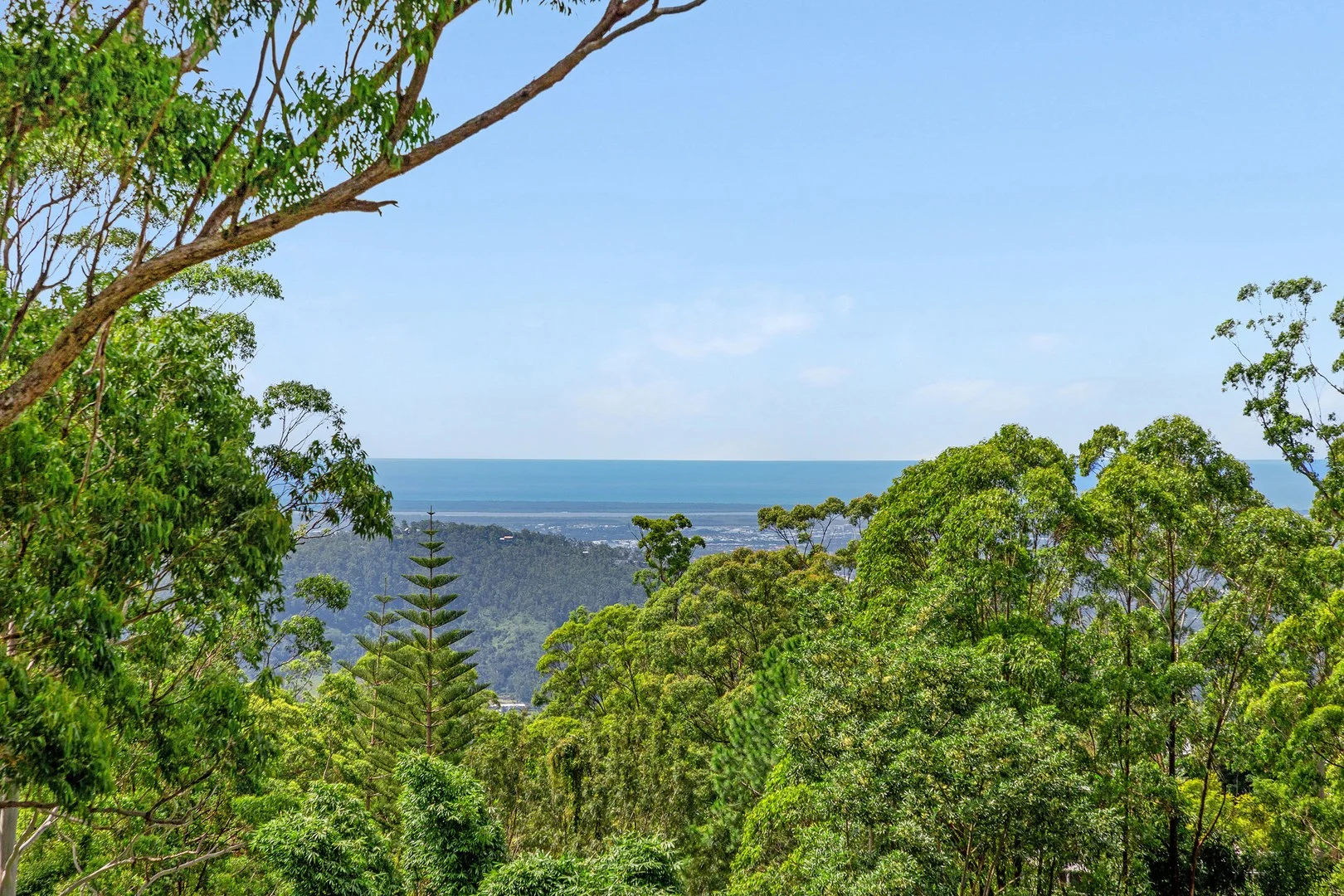 95 Contour Road, Tamborine Mountain QLD 4272