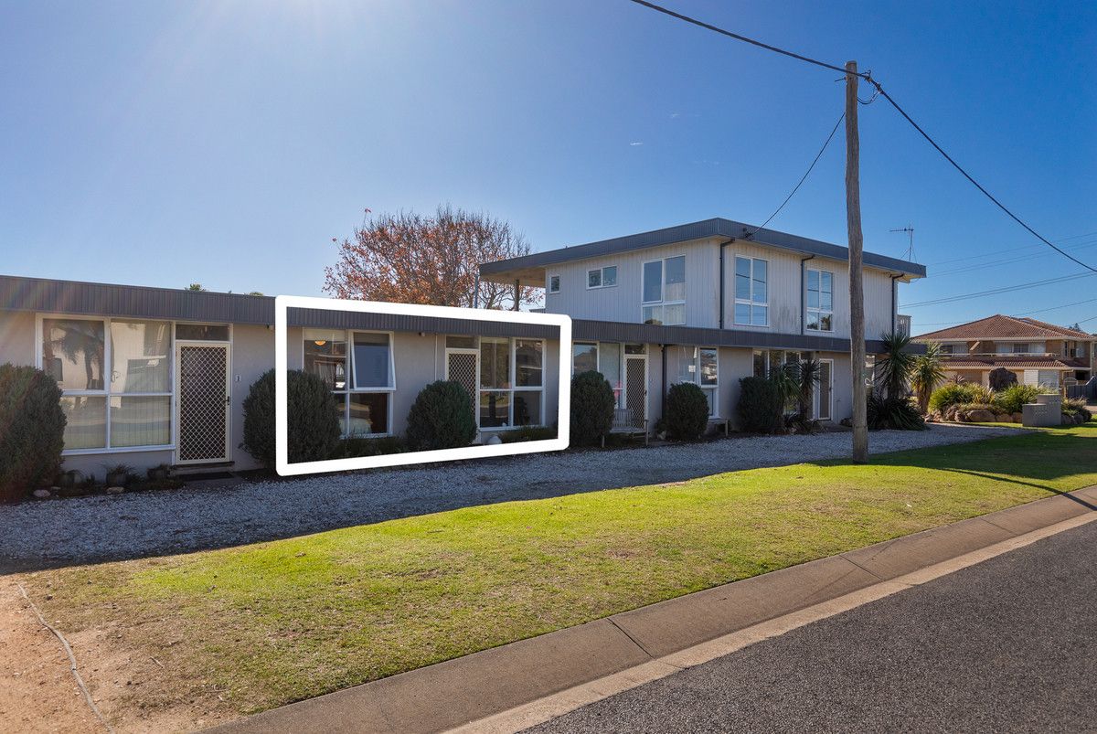 2/7 Burton Avenue, Merimbula NSW 2548, Image 2