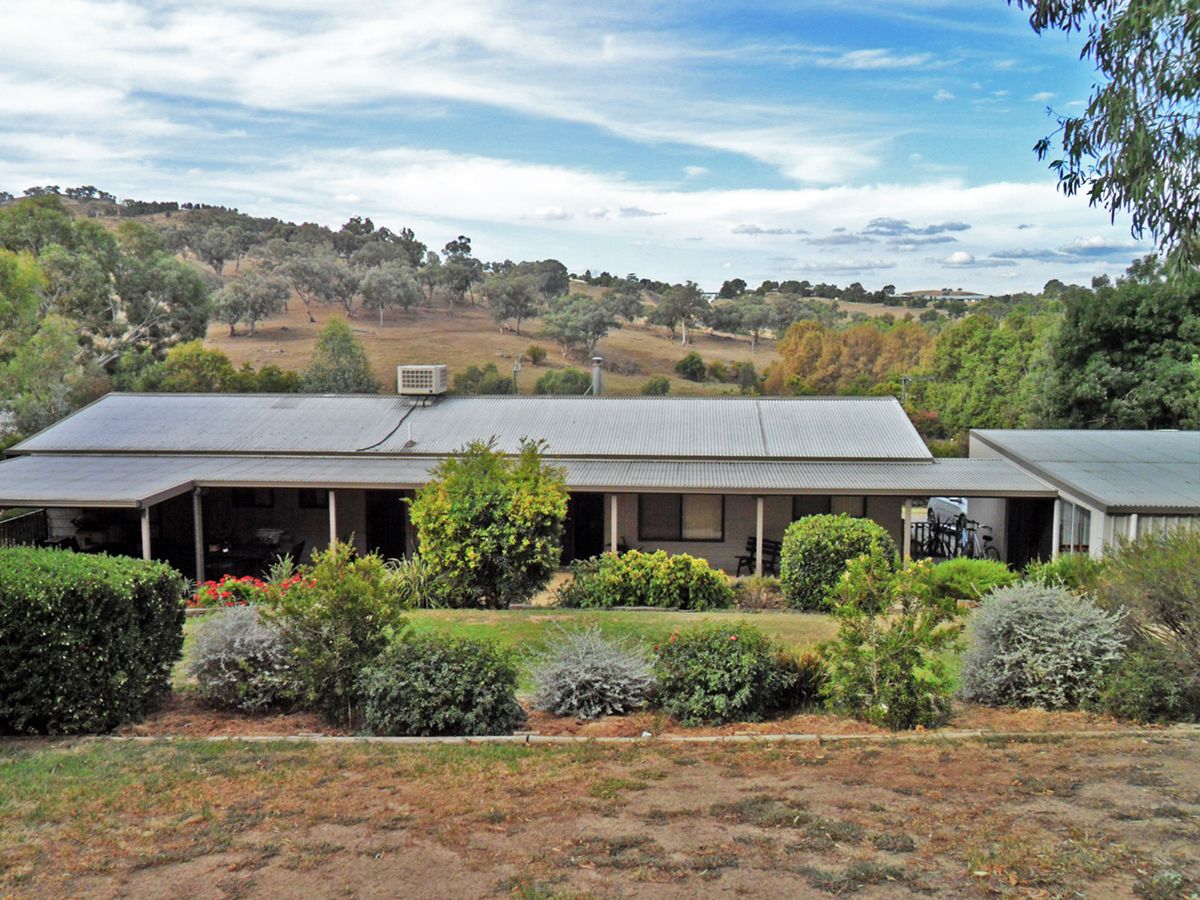 204 Punch Street, Gundagai NSW 2722, Image 0