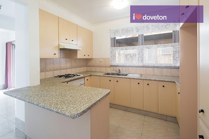 39 Kanooka Grove, Doveton VIC 3177, Image 2