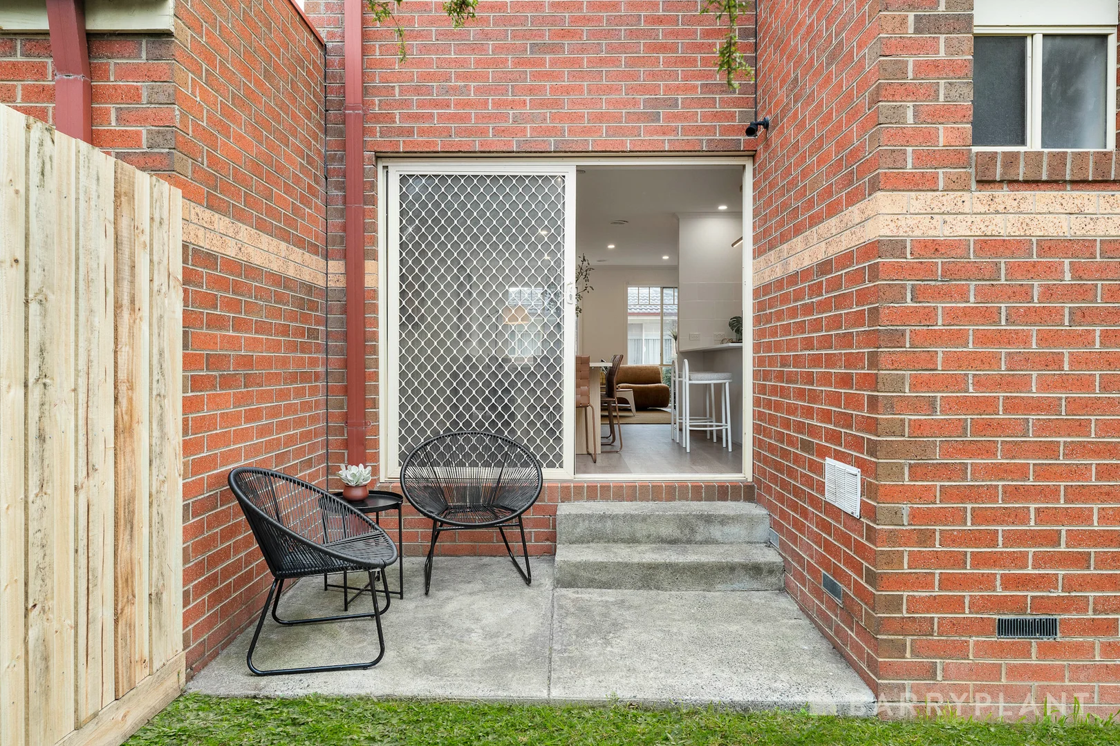 Image 12