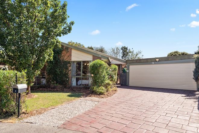 Picture of 3 Woodlea Place, FERNTREE GULLY VIC 3156