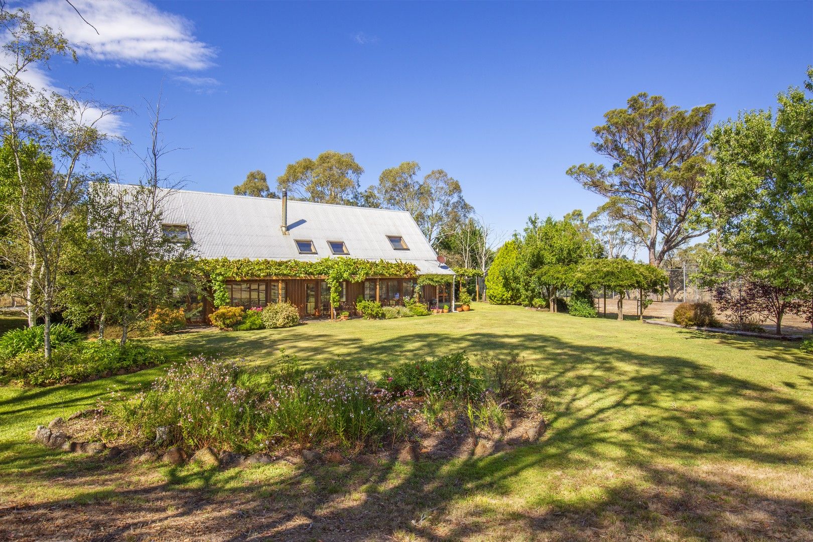 'Baroona' 614 Long Swamp Road, Armidale NSW 2350, Image 0