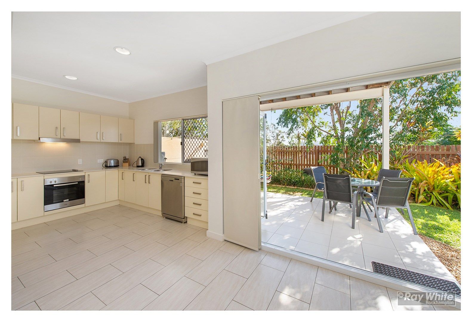 1/17-19 Plumb Drive, Norman Gardens QLD 4701, Image 0