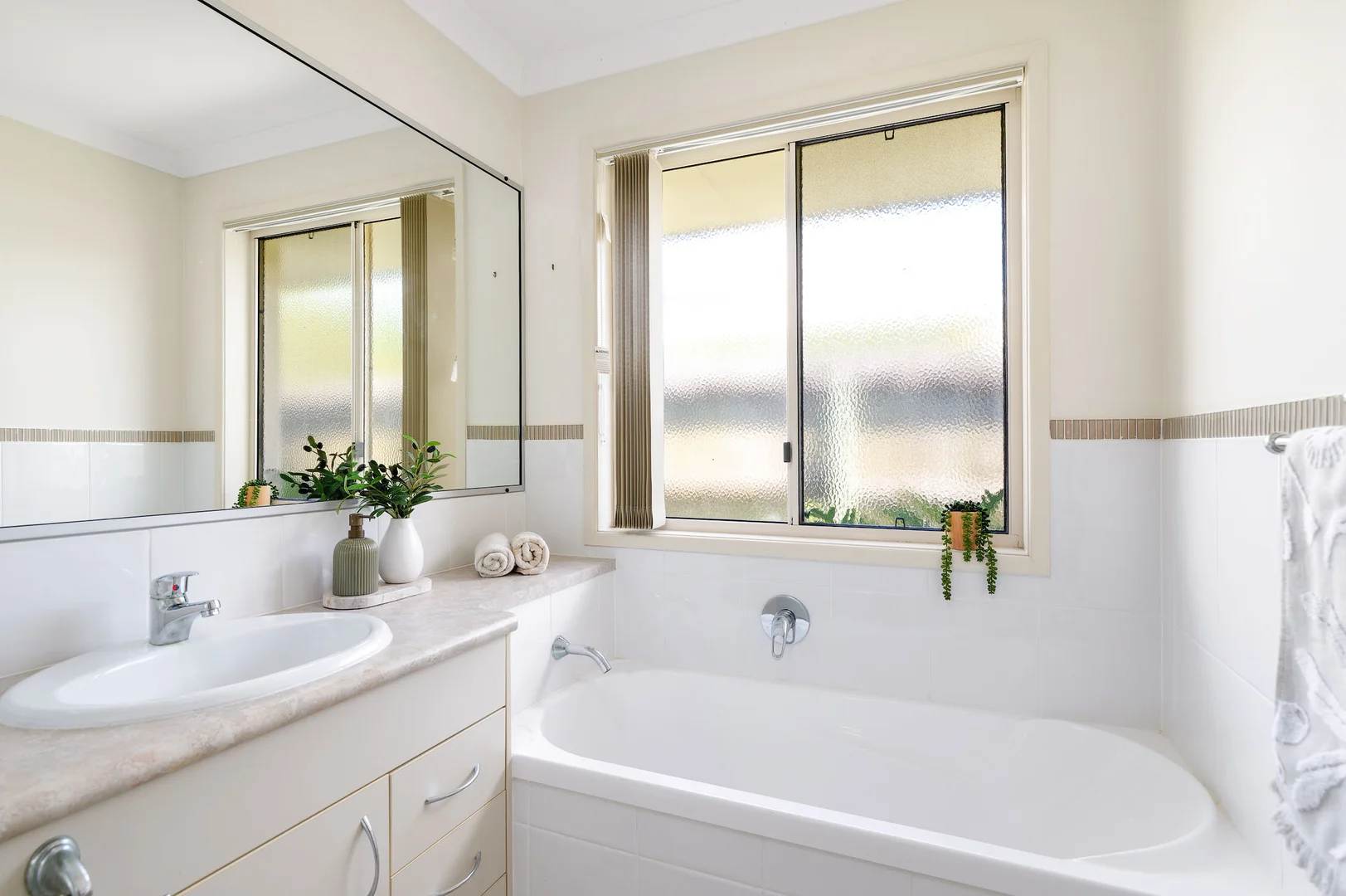 Additional image 11 of 14 Creekside Esplanade, Cooloola Cove QLD 4580