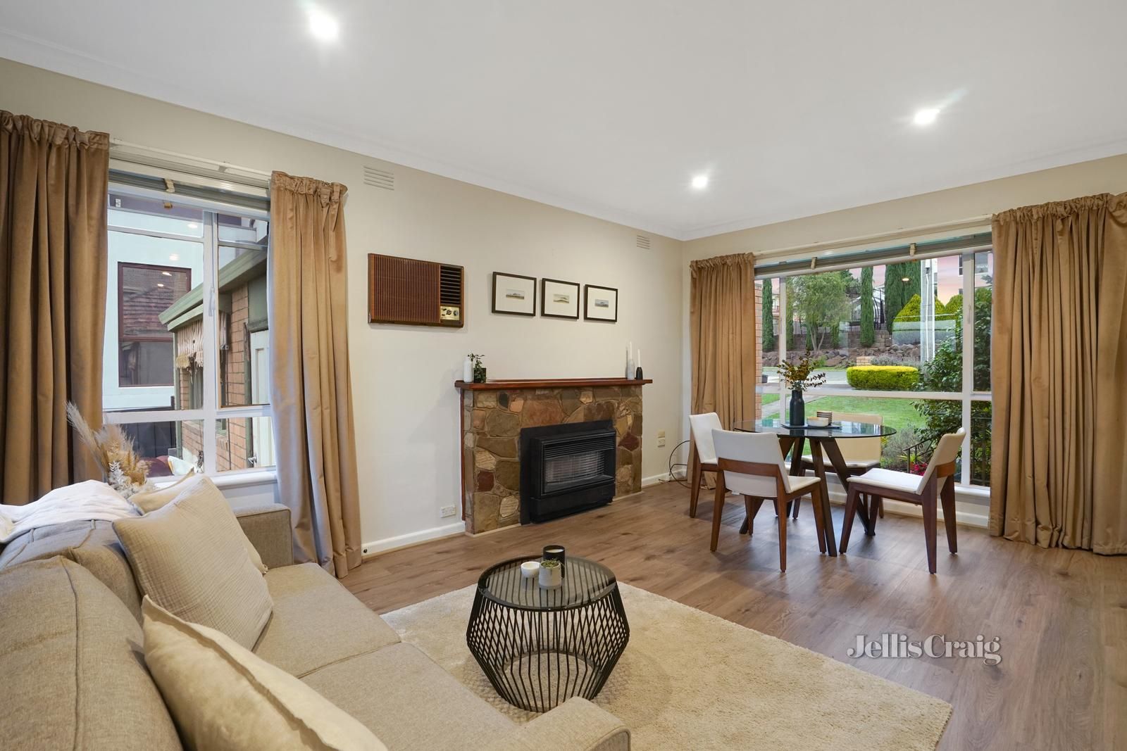 5 Oak Hill Road, Mount Waverley VIC 3149, Image 2