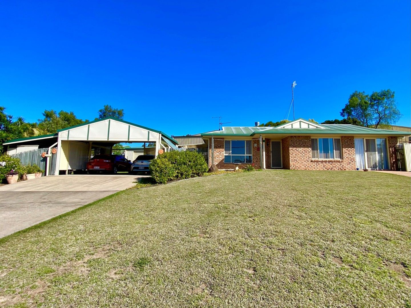 27 Metcalf Street, Gatton QLD 4343 Domain