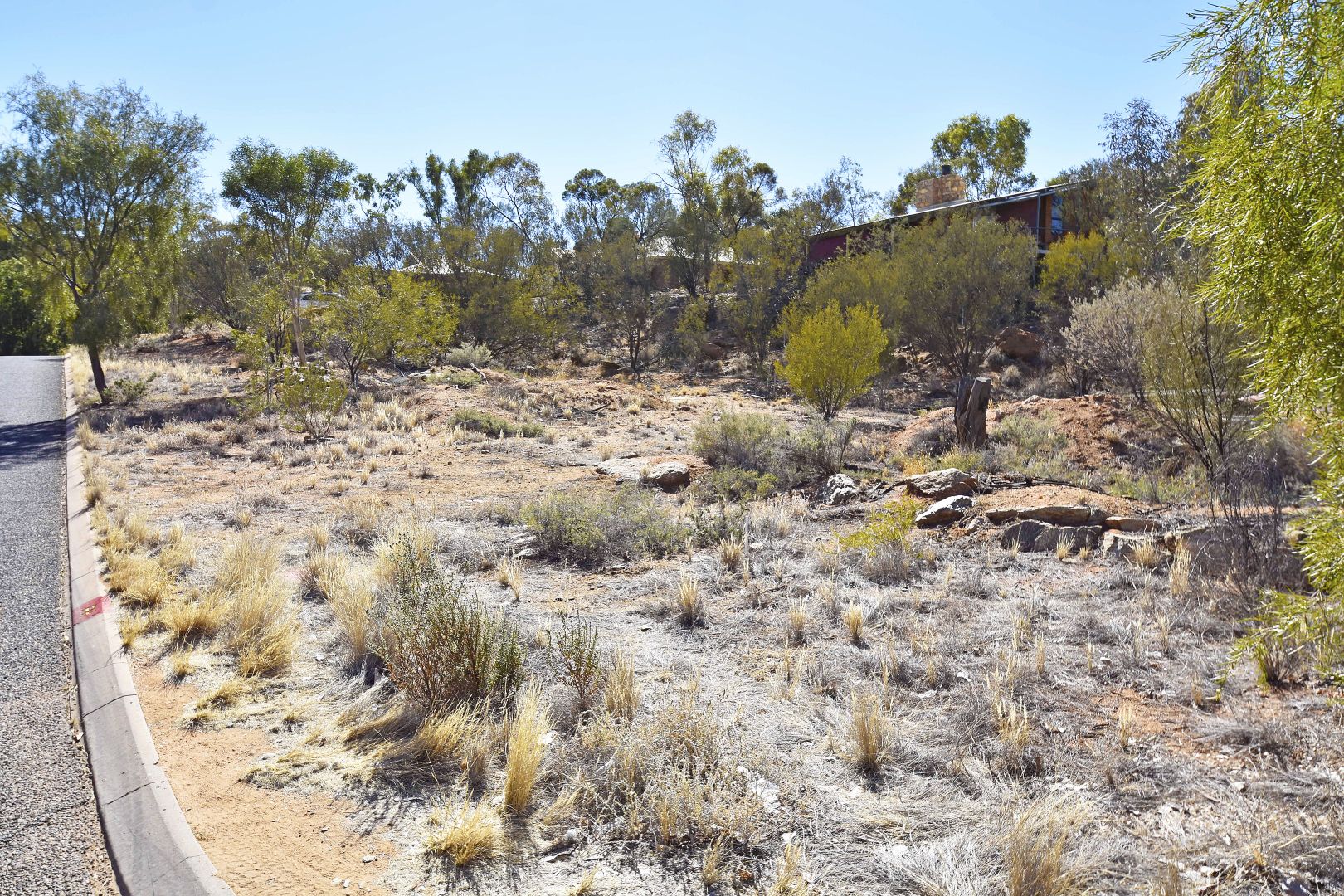 33 The Fairway, Desert Springs NT 0870, Image 2