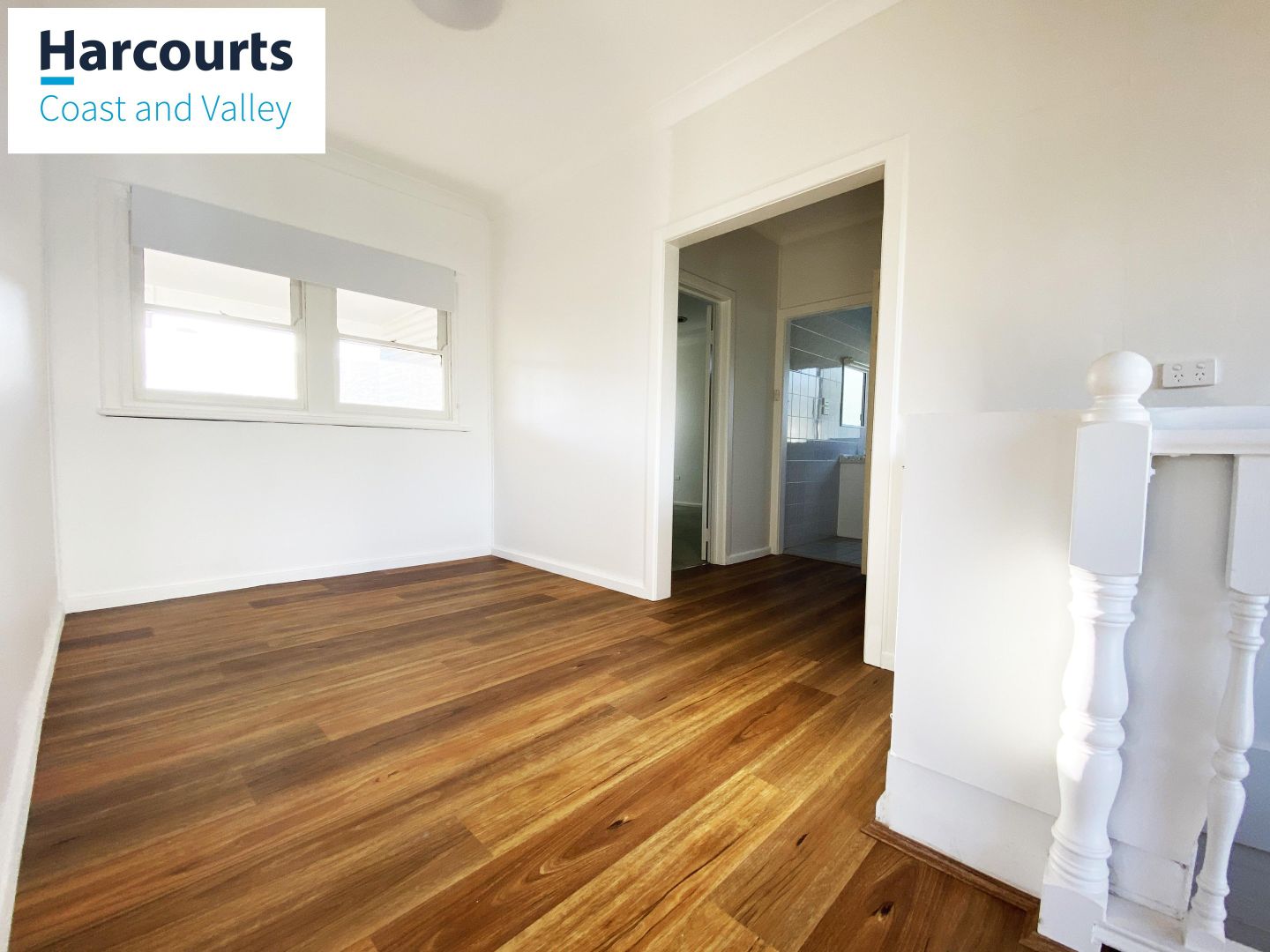 10 Halcyon Street, Mannering Park NSW 2259 House For Rent 695 Domain