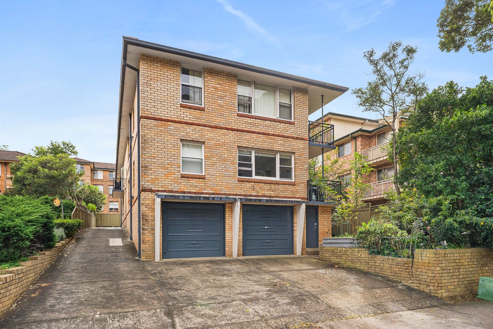 2 bedrooms Apartment / Unit / Flat in 5/52 Victoria Avenue PENSHURST NSW, 2222