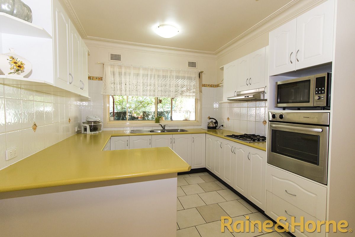 1 Corbett Avenue, Dubbo NSW 2830, Image 2