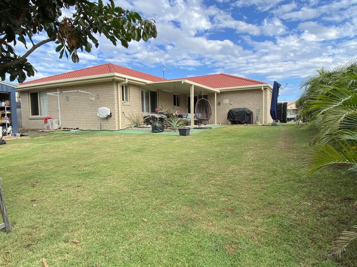 6 Swan View Court, Toogoom QLD 4655, Image 2